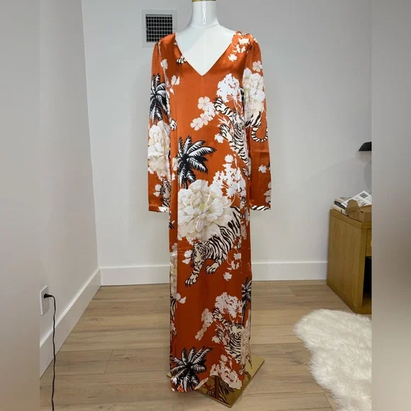 NWT Las Sureñas Tiger Romantic Silk Maxi Dress Size Medium - Picture 9 of 15